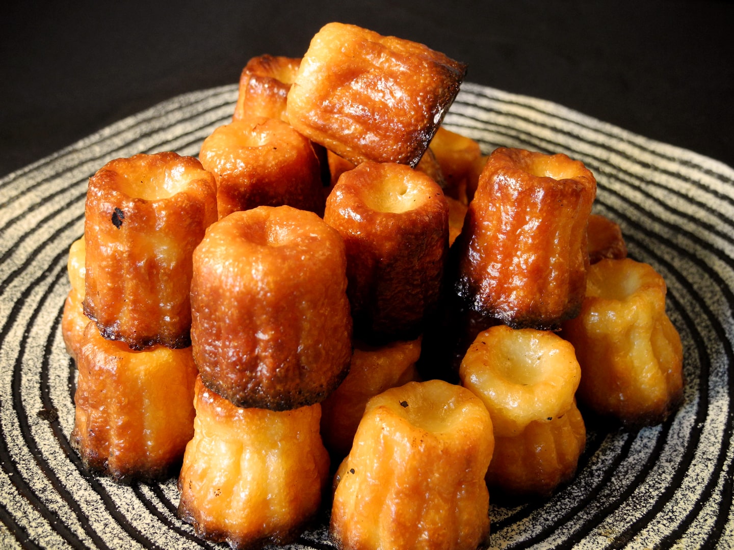 1080_DSCN0222-min Canelés