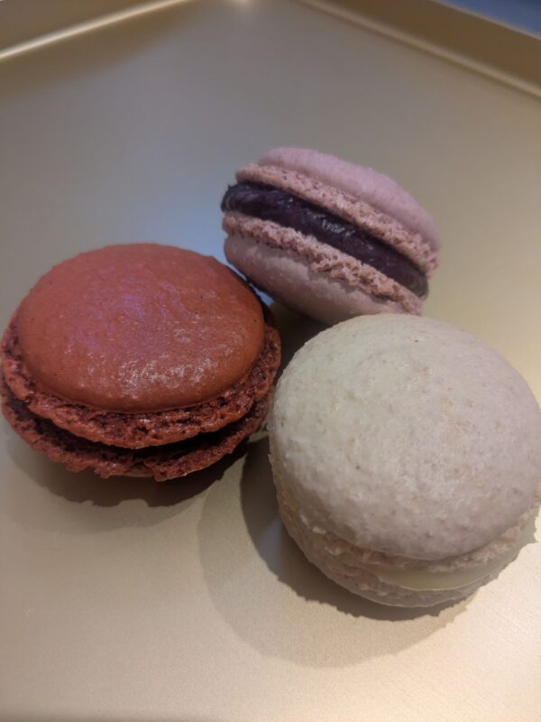 PXL_20260604_091615860 Macarons